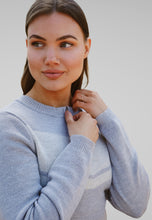 Lataa kuva, Naisten merinoneule / harmaa